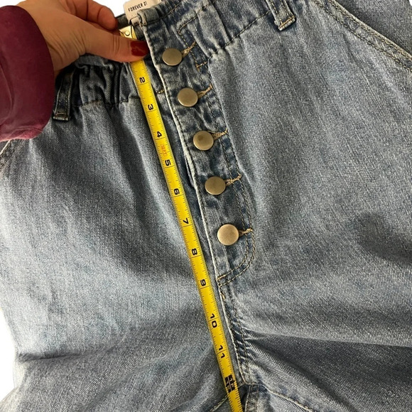Forever 21 • High Waisted Paperbag Waist Jeans - Picture 5 of 8